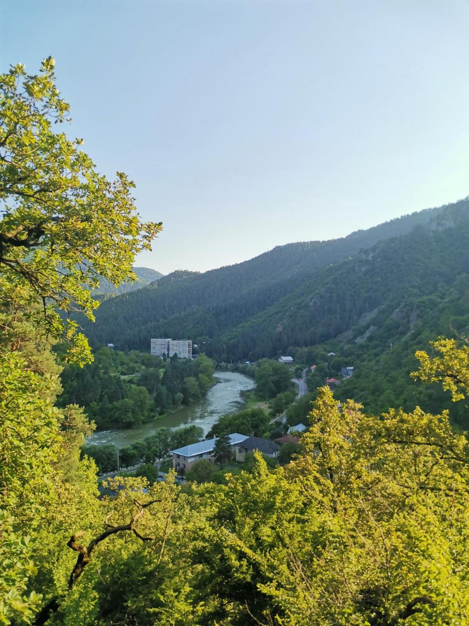 Guest House On Meskheti Borjomi Exteriör bild