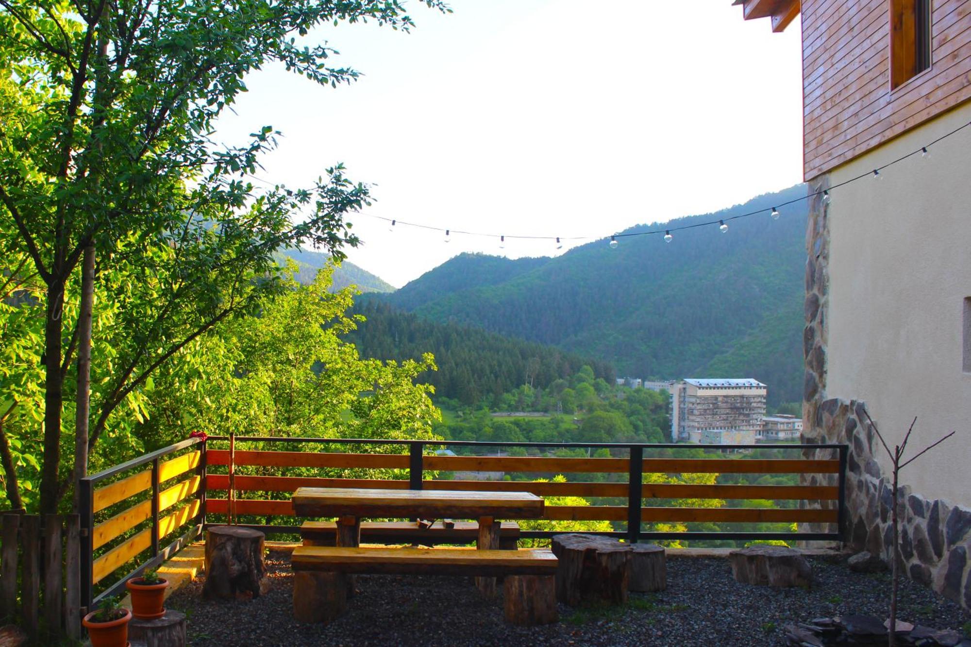 Guest House On Meskheti Borjomi Exteriör bild